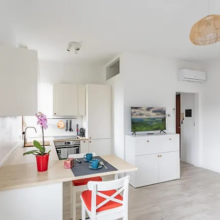 Host4u - House Maga In Apartament *