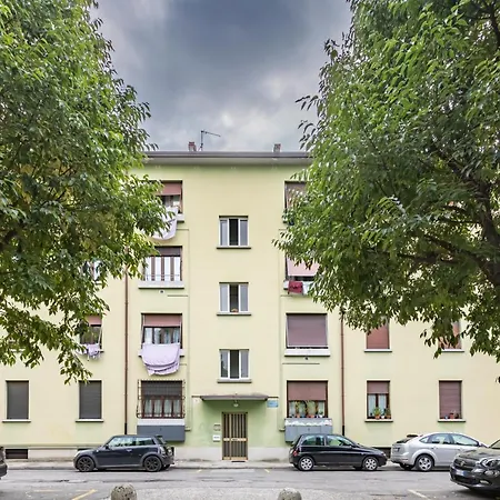 Host4u - House Maga In Apartment