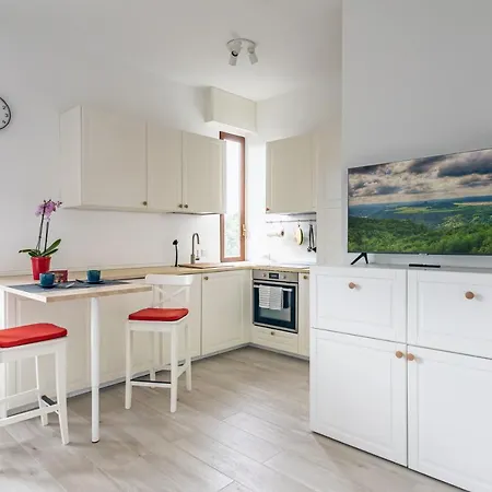 Apartament Host4u - House Maga In *