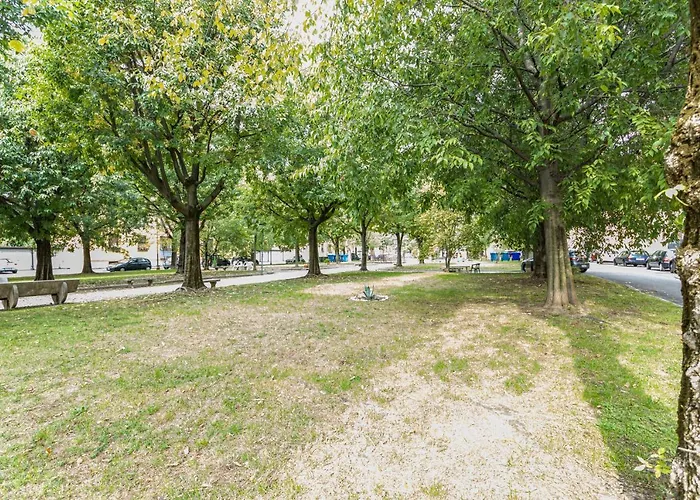 Host4u - House Maga In * Брешия